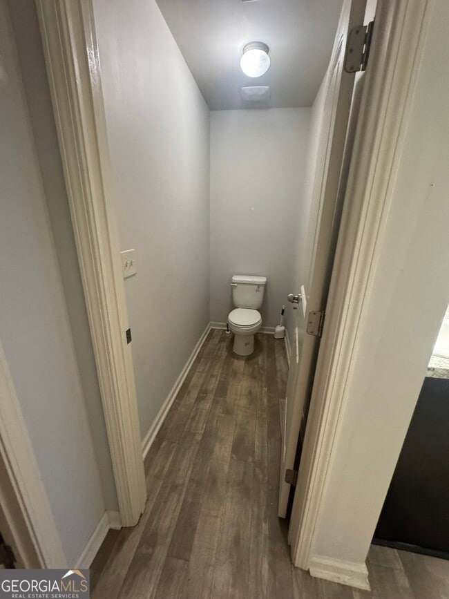 Building Photo - 346 Turtle Creek Dr
