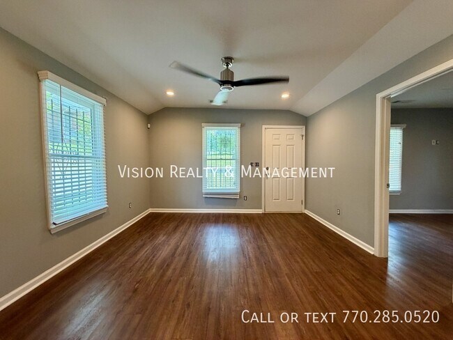 Building Photo - 374 Paines Ave NW