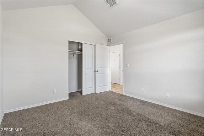 Building Photo - 13745 Lago Vista Ave