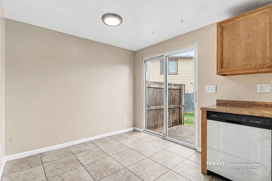 Building Photo - 16495 E 17th Pl