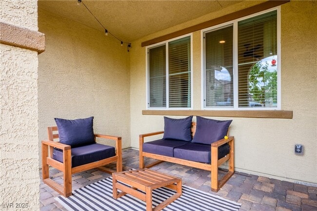 Building Photo - 2454 Bagnara Pl