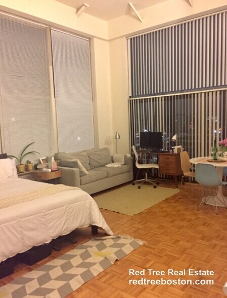 Building Photo - 61 Brookline Ave