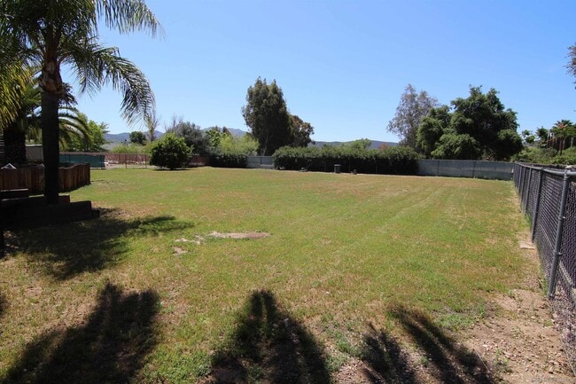 Building Photo - 16328 Bassett Ct