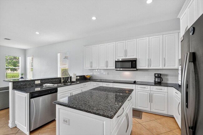 Building Photo - 8797 Cobblestone Point Cir