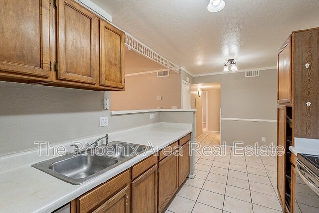 Building Photo - 1942 S Emerson