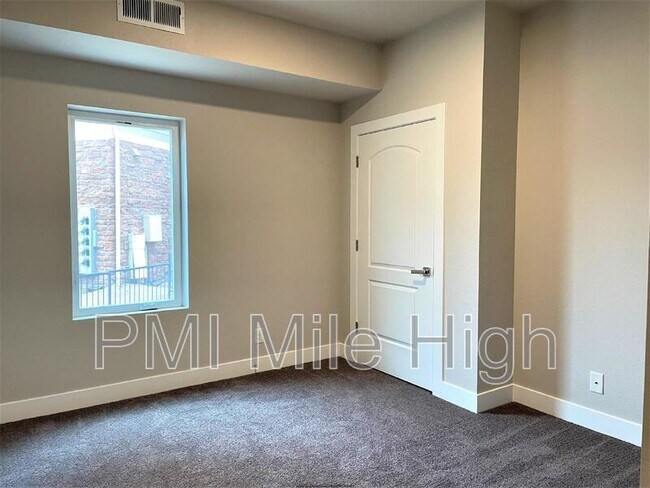 Building Photo - 1401 W 85th Ave