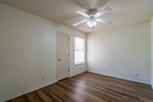 Building Photo - 4 Bed 2 Bath Rental in Bixby