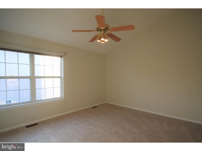 Building Photo - 3700 Harvard Dr