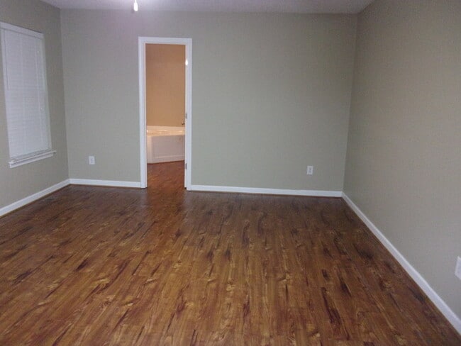 Building Photo - Downtown Rock Hill 3 Bedroom 2 Bath Updated Home