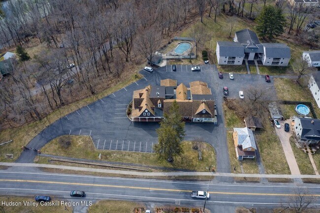 Building Photo - 139 Jefferson Heights