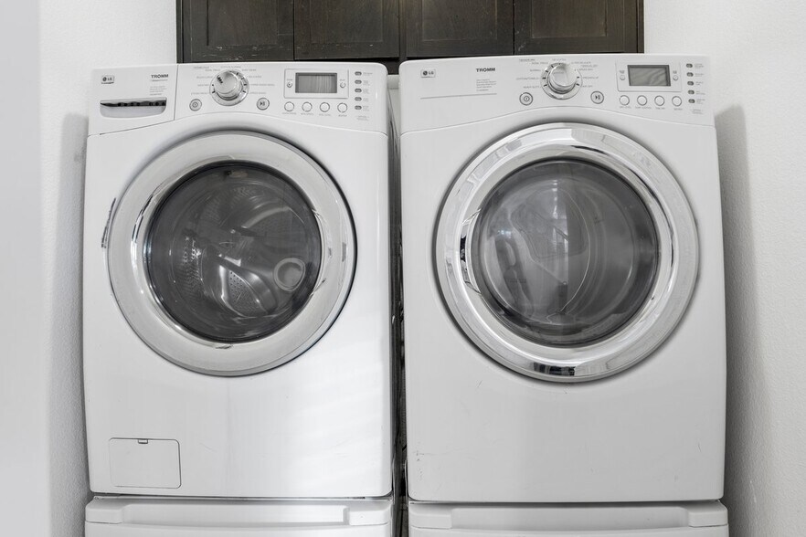 Building Photo - 144 Atherton Loop