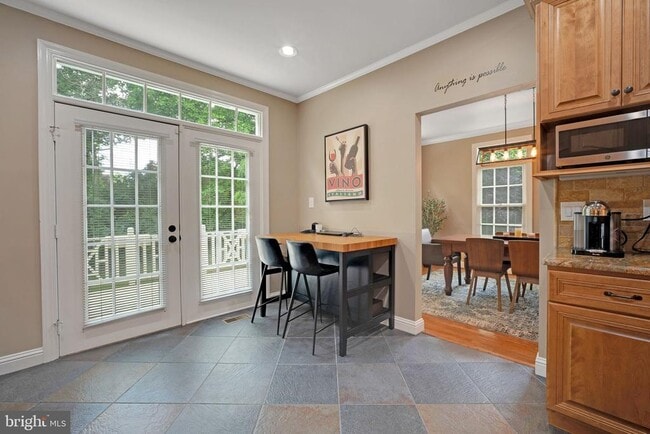 Building Photo - 10159 Castlewood Ln