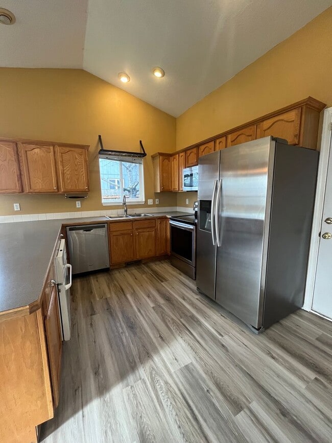 Building Photo - 3-Bedroom 2-Bathroom home in West Eugene