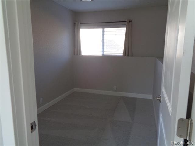 Building Photo - 9235 Clermont Dr