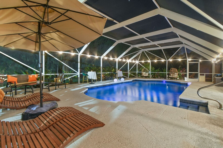 Building Photo - 13014 46th Ct N