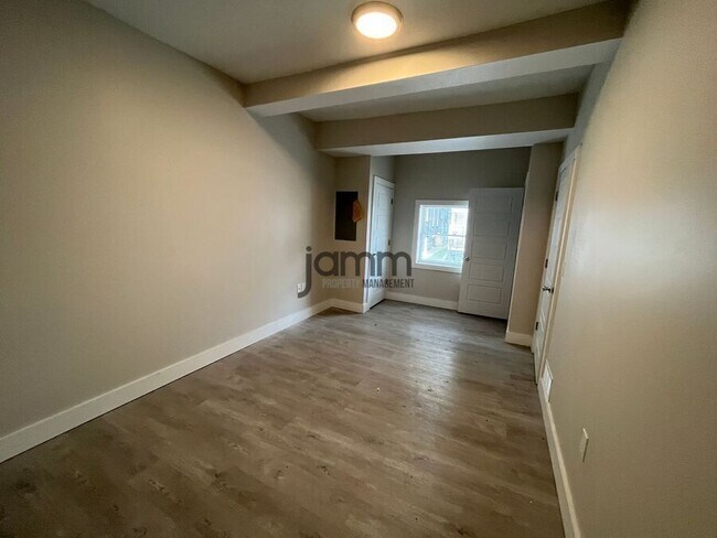 Building Photo - 1966 Randall Rd