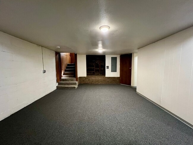 Building Photo - Non-Refundable & Security Deposit Total: $1500.00