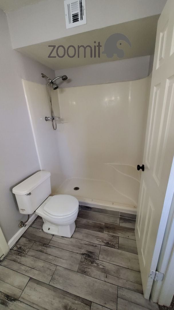 Building Photo - COOMING SOON! Beautifully upgraded house located in the vibrant city of Tempe, AZ