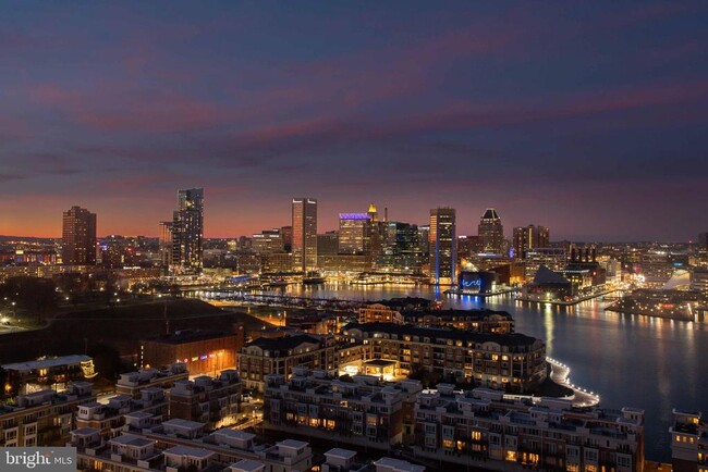 Building Photo - 100 Harborview Dr