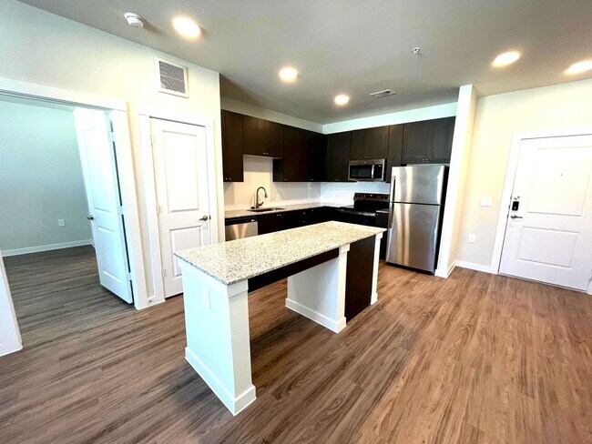 Building Photo - 5901 Co Rd 277