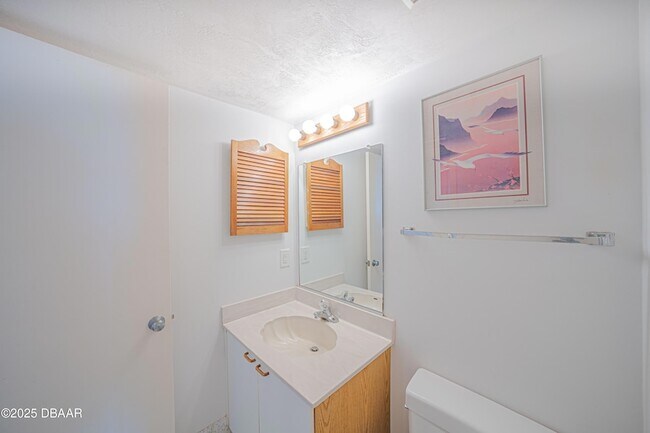 Building Photo - 3023 S Atlantic Ave