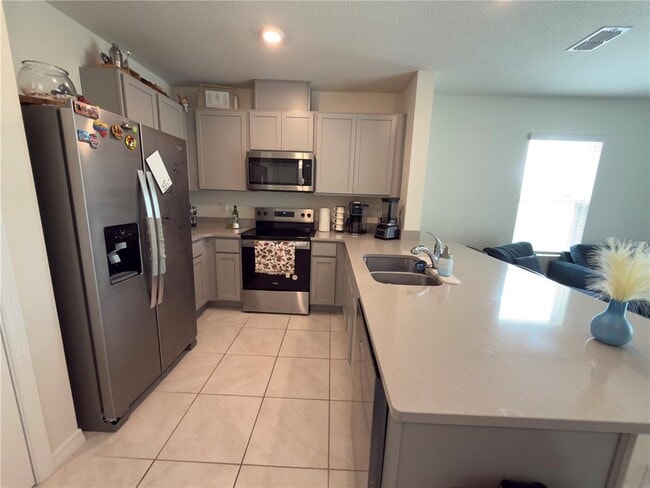 Building Photo - 1206 Balsam Dr.