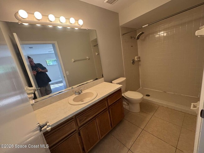 Building Photo - 897 S Patrick Dr