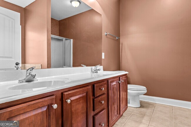 Building Photo - 1141 Whispering Lakes Trail