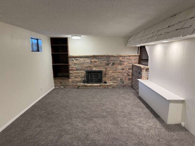 Building Photo - "Charming 3-Bed Home with in Northglenn!"