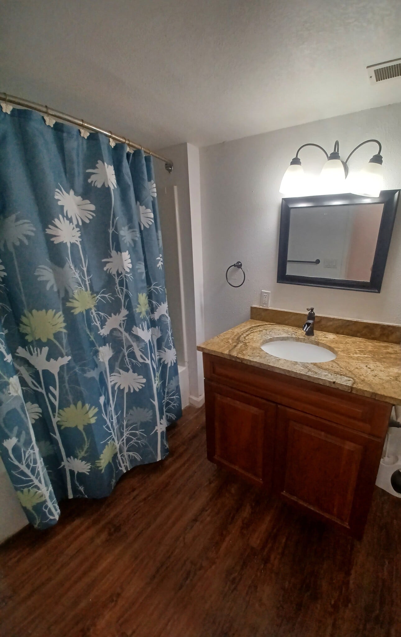 Building Photo - 55881 SW Cherry Grove Dr