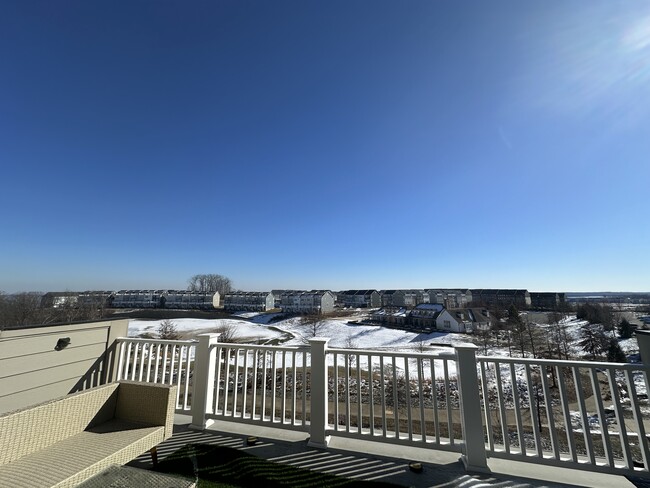 Deck with Golf Course View - 17109 Branched Oak Rd