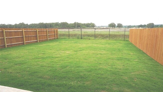 Building Photo - 313 Redonda Dr