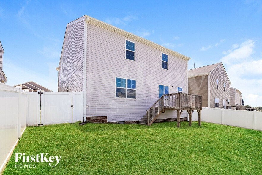 Building Photo - 6849 Keeneland Dr