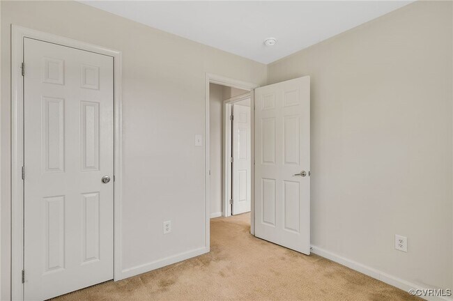 Building Photo - 3903 Beethoven Ct