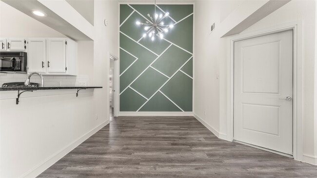 Building Photo - 2107 Charlton House Ln