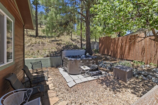 Building Photo - 307 Heath Dr