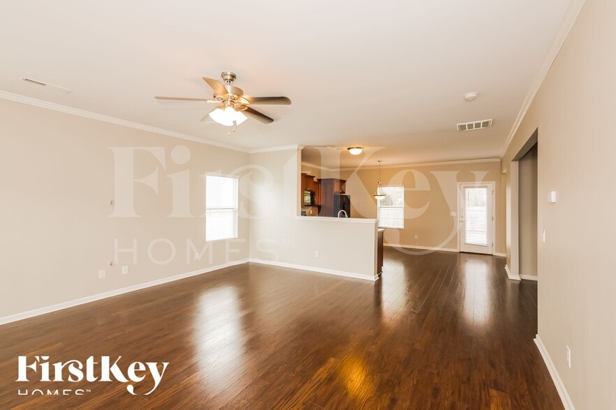 Building Photo - 2618 Spring Breeze Way