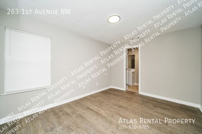 Building Photo - 263 1st Ave NW