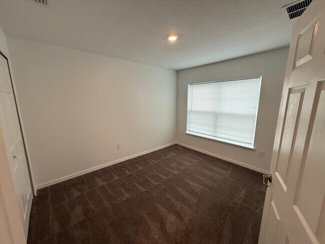 Building Photo - 2130 Penny Ln