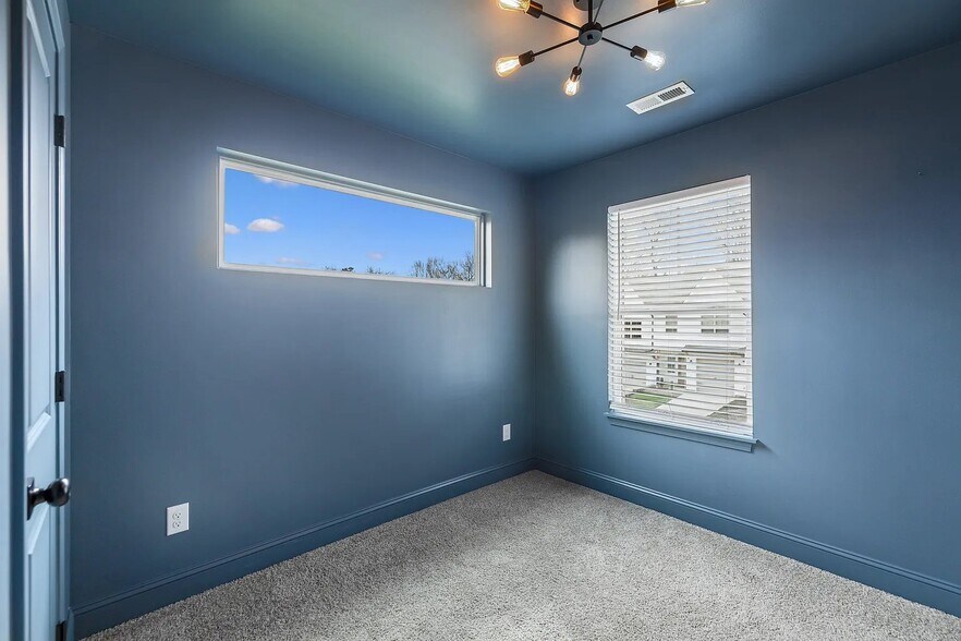 Building Photo - 8416 Whisper Ln