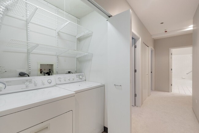 Building Photo - 1415 Sherman Ave