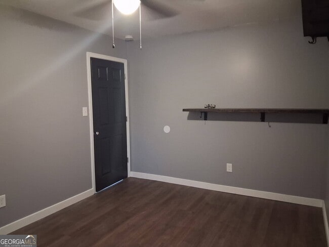 Building Photo - 107b Parkview Dr