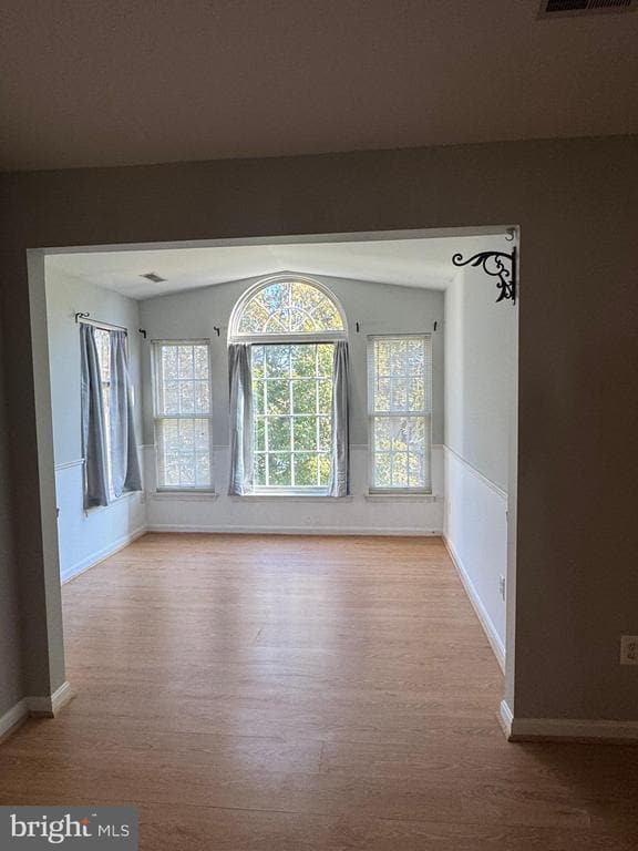 Building Photo - 3850 Koval Ln