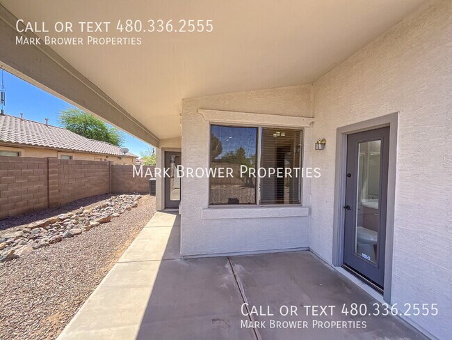 Building Photo - 270 W Dana Dr