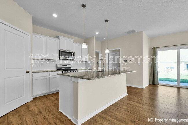 Building Photo - 5851 Ryman Dr