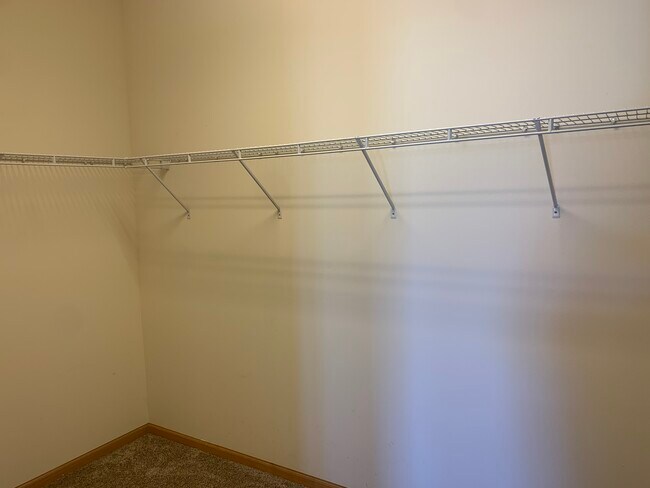 Building Photo - 238 Wind Stone Dr