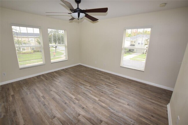 Building Photo - 9796 Tivoli Villa Dr