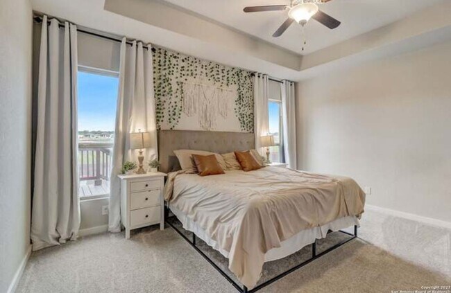 Building Photo - **Your Dream Home Awaits in Gated Ladera!*...