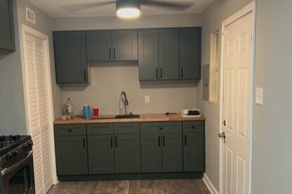 Building Photo - 4935 Kentucky St