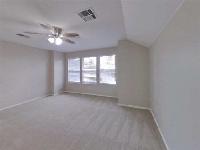 Building Photo - 312 Nogales Ln